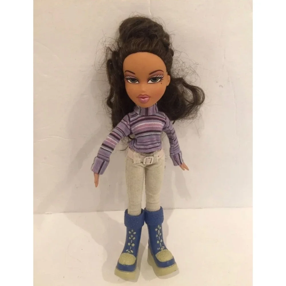 Bratz MGA Style It‎ Yasmin Doll Purple Shirt